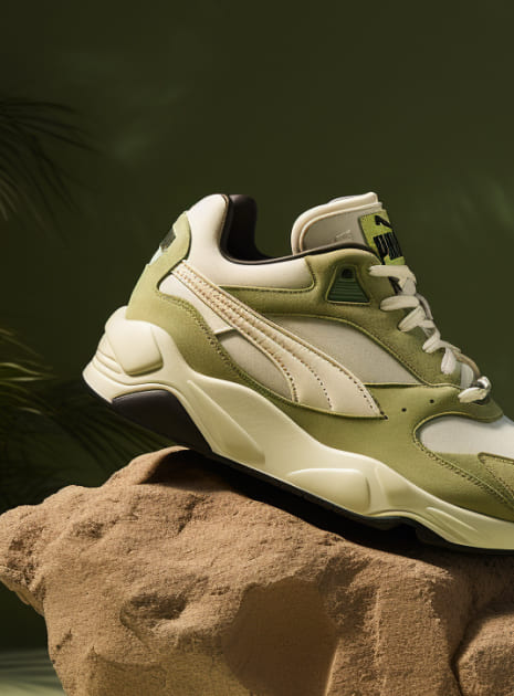 casual-sneakers-2.jpg